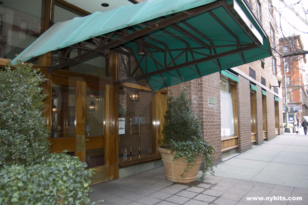 Columbus Green: Main Entrance