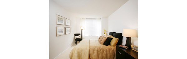The Somerset: Bedroom