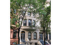 130 West 80th Street: Façade