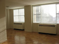 Belmont: Living room