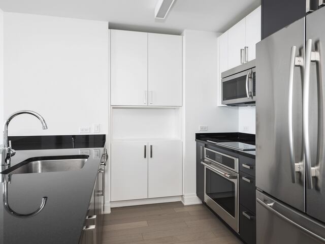 2-Bedroom at 70 Pine Street