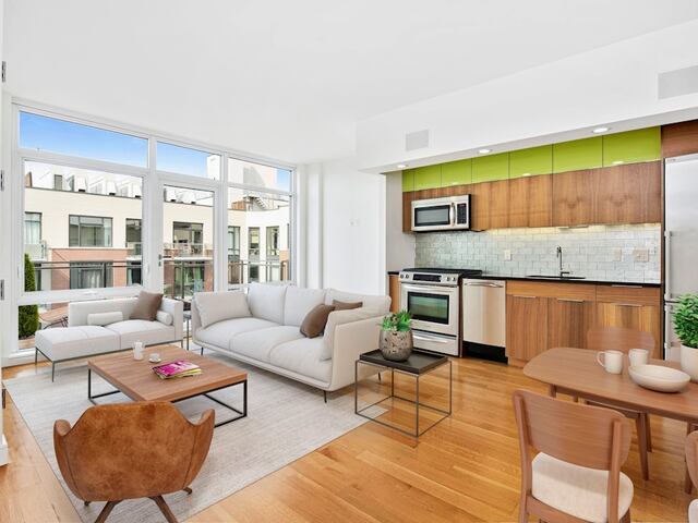 Studio at 101 Bedford Avenue