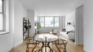 1-Bedroom at Murray Hill Manor (Manhattan)