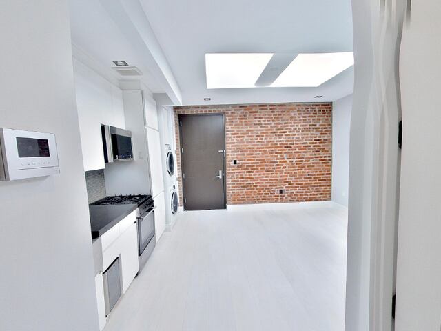 4-Bedroom at 195 Stanton Street