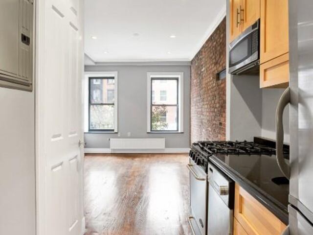 3-Bedroom at 202 East 13th Street