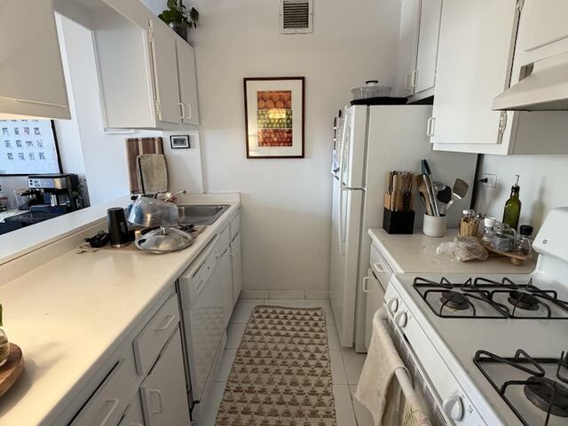 1-Bedroom at Wellesley