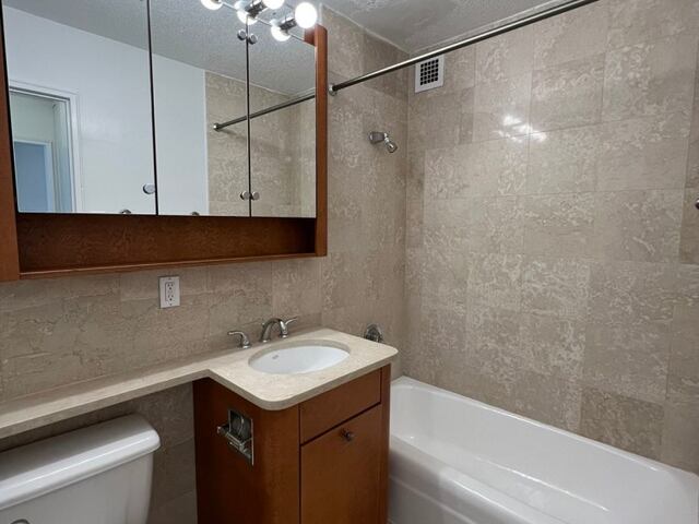 1-Bedroom at Murray Hill Manor