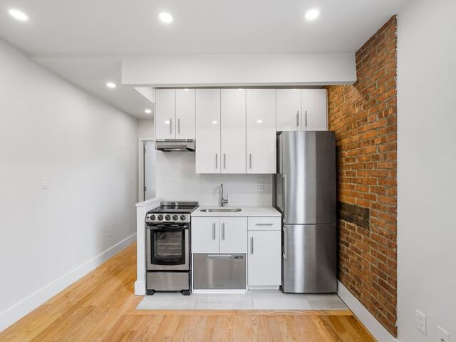 2-Bedroom at 9 Stanton Street