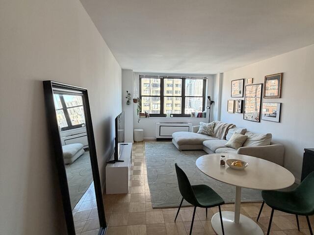 1-Bedroom at Wellesley