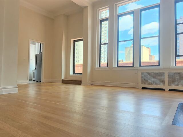 1-Bedroom at 360 East 55th Street