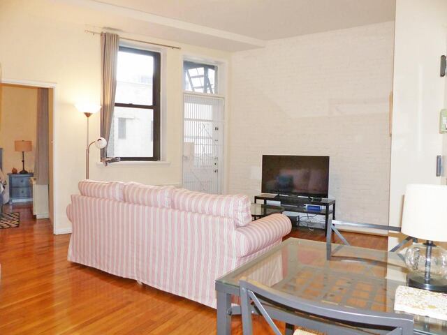 1-Bedroom at 2020 Broadway