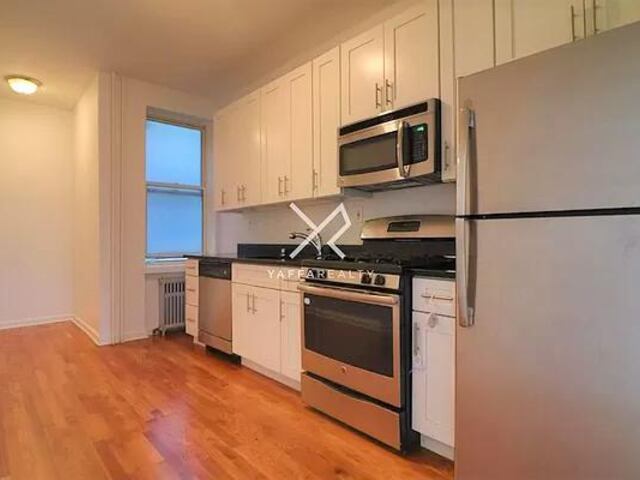 2-Bedroom at 183 Jefferson Street