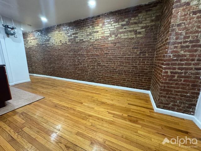 2-Bedroom at 332 East 95th Street