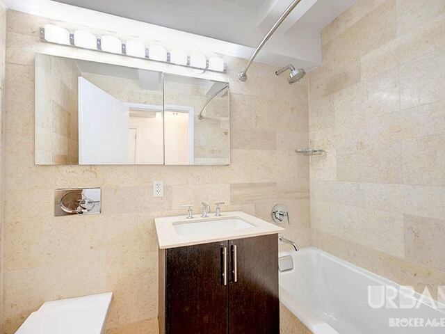 3-Bedroom at 10 West 74th Street