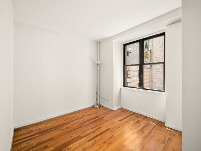 1-Bedroom at 121 Madison Avenue