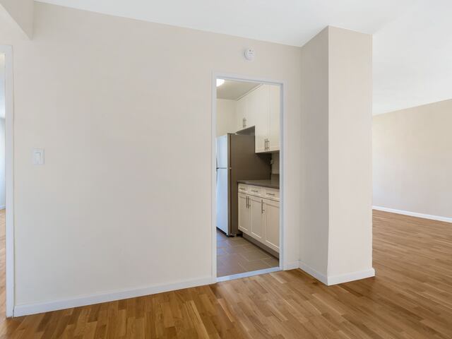 1-Bedroom at LeFrak City: Mexico