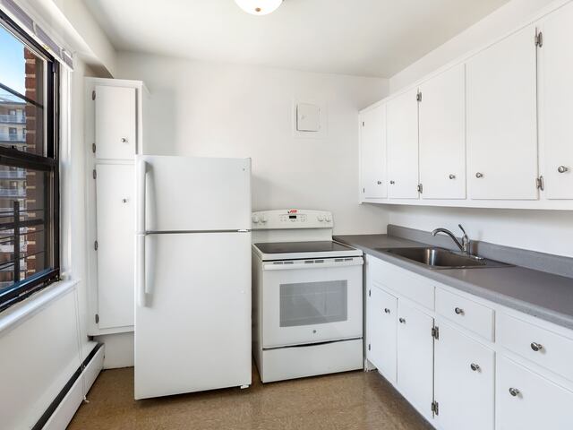 Studio at LeFrak City: Brazilia