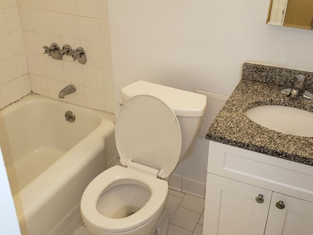 1-Bedroom at The Marseilles