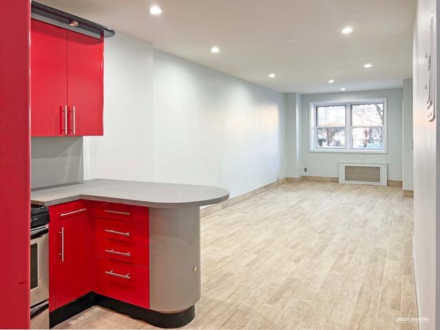 Studio at 2035 East 7th Street