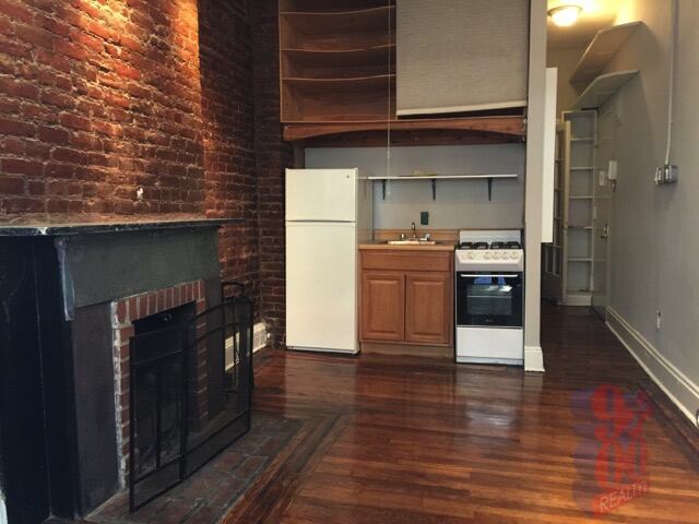 1-Bedroom at 51 Leroy Street