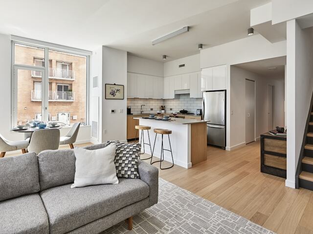2-Bedroom at 10 Halletts Point