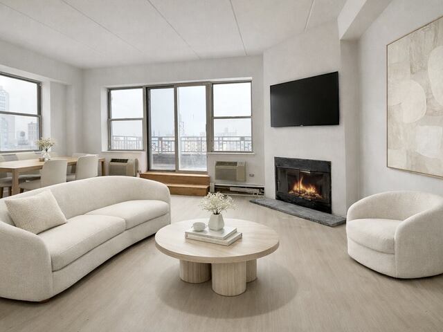 2-Bedroom at SOHO Court