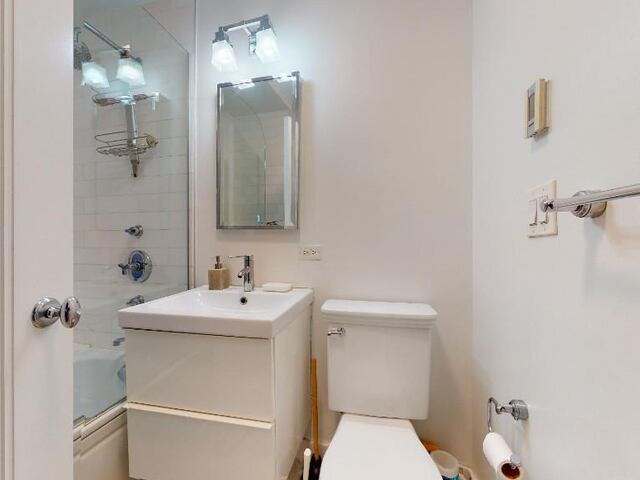 Studio at 230 Riverside Drive