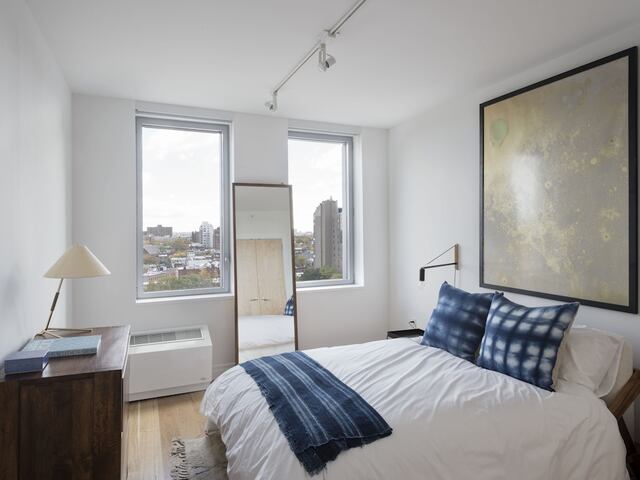1-Bedroom at 300 Ashland Place
