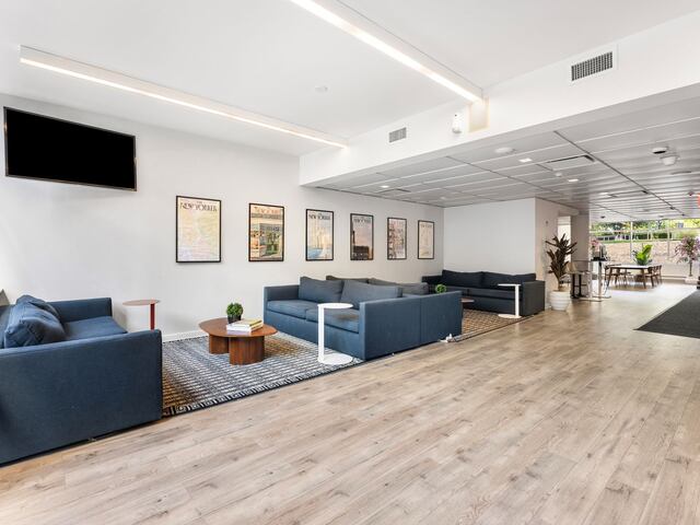 Studio at Gateway: 375 South End