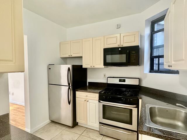 2-Bedroom at 414 East 83rd Street