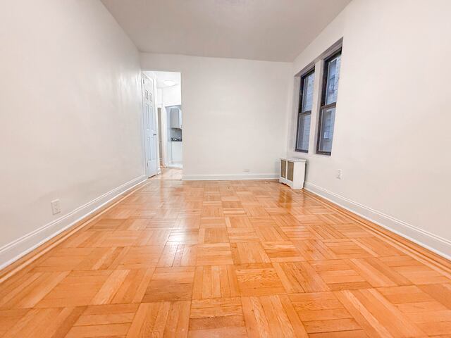 1-Bedroom at 106 Fort Washington Avenue