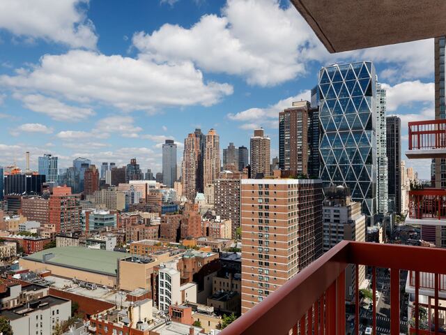 2-Bedroom at The Ellington