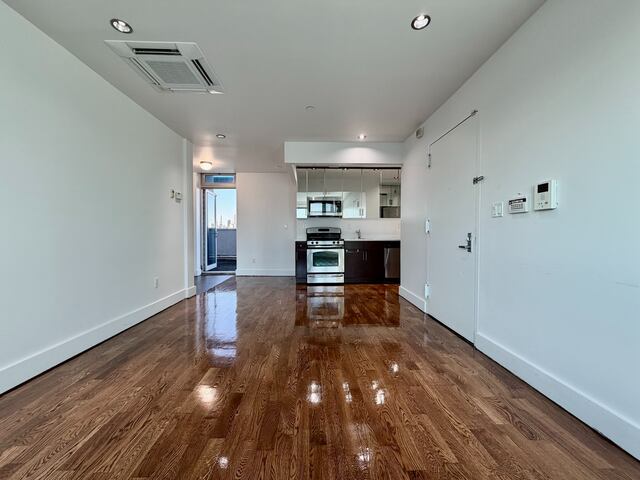 1-Bedroom at 143 Skillman Avenue