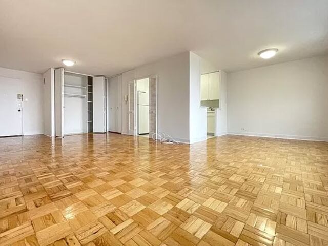 1-Bedroom at Winston Churchill