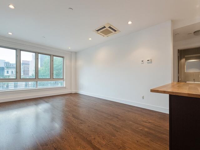 1-Bedroom at 143 Skillman Avenue