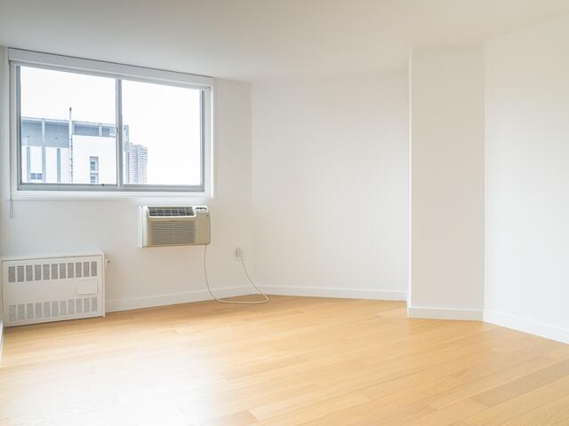 4-Bedroom at Kips Bay Court : 500 Second Ave