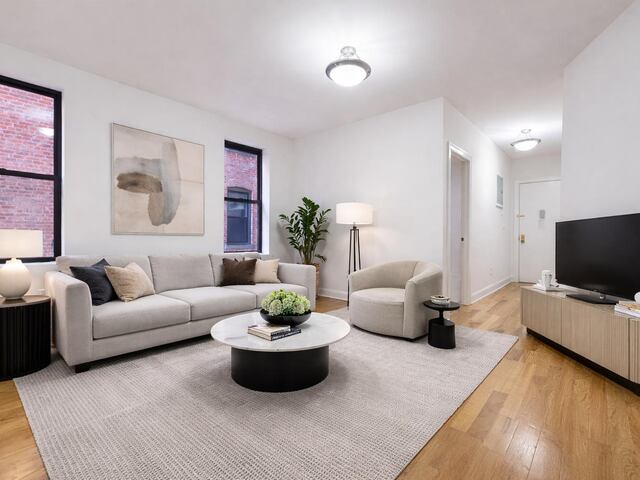2-Bedroom at 615 Fort Washington Avenue