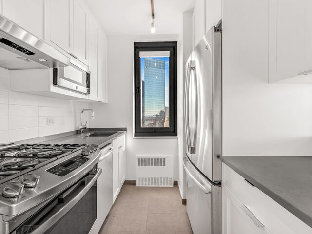 1-Bedroom at South Park Tower