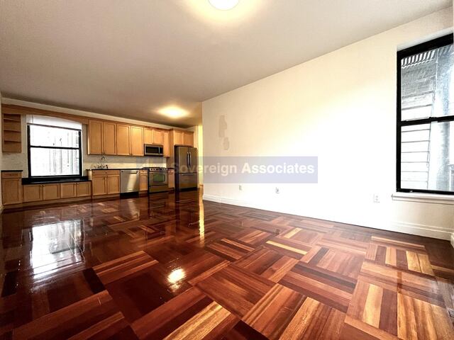 3-Bedroom at The Westbourne : 607 West 137th