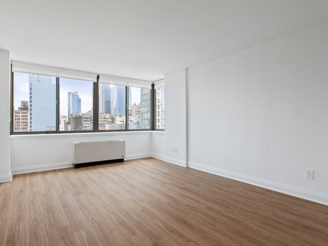 1-Bedroom at 800 Sixth Avenue