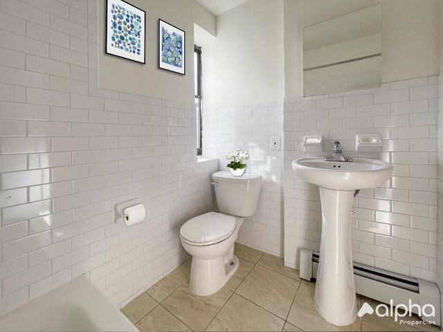 1-Bedroom at 199 Henry Street