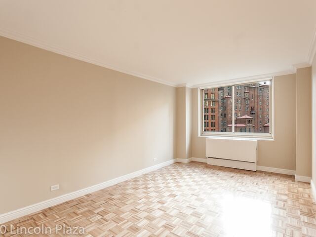 1-Bedroom at 30 Lincoln Plaza