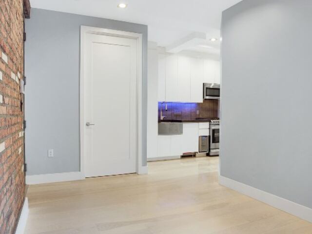 3-Bedroom at 521 East 5th Street