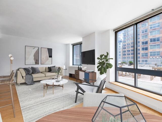1-Bedroom at 800 Sixth Avenue