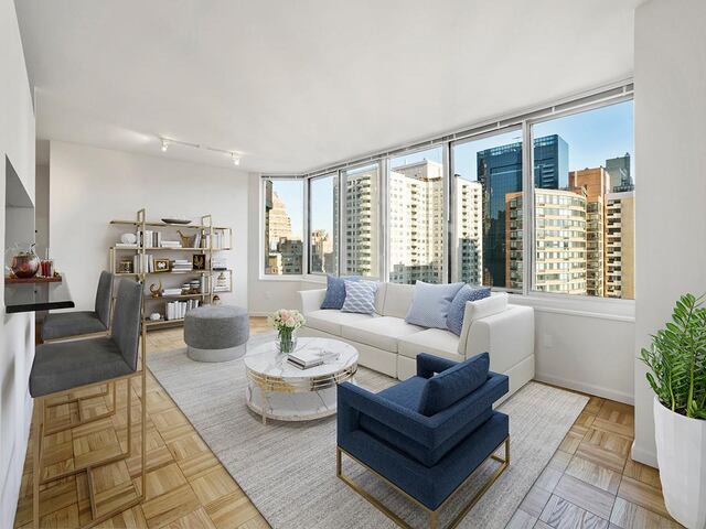 1-Bedroom at Paramount Tower