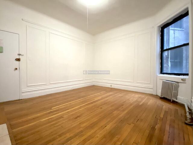 1-Bedroom at 45 Tiemann Place