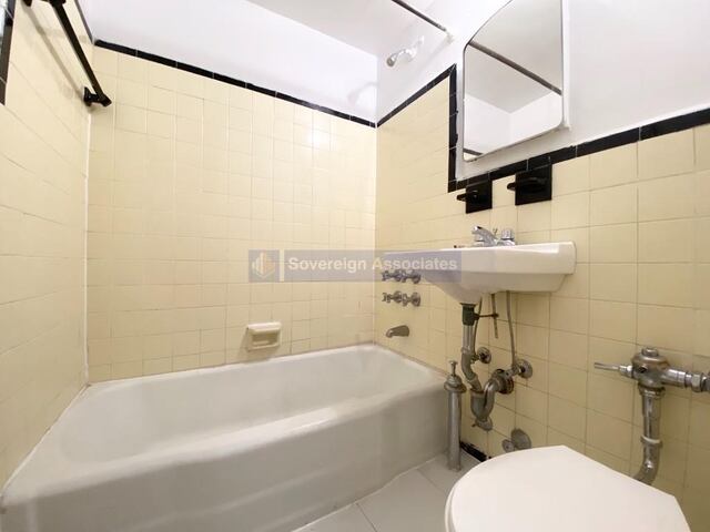 Studio at 936 West End Avenue