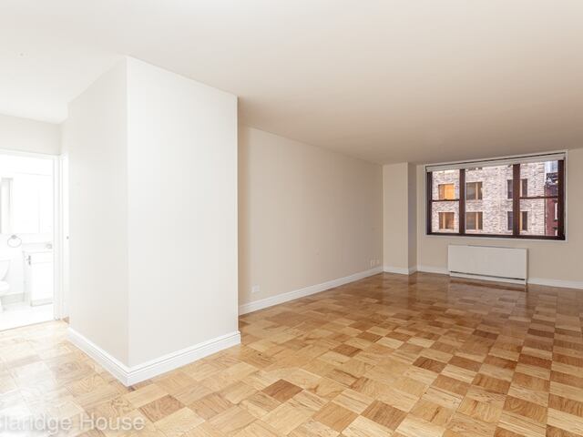 1-Bedroom at Claridge House