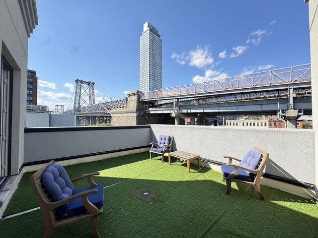 1-Bedroom at 428 Wythe Avenue