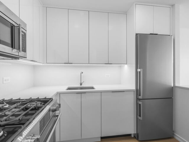 1-Bedroom at South Park Tower
